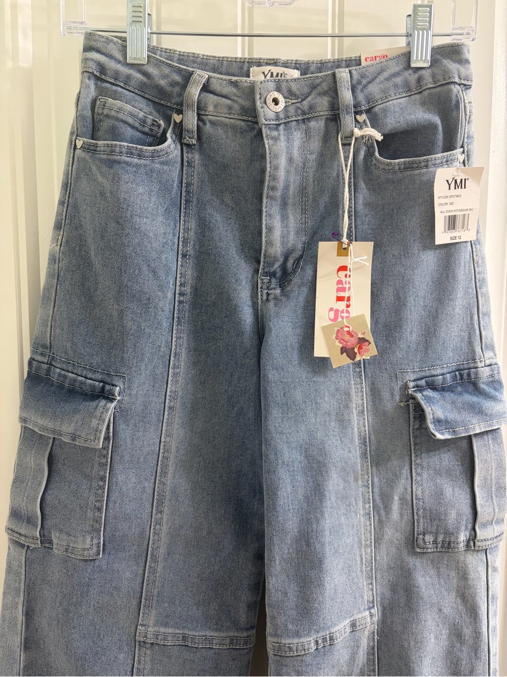 YMI Girl Light Wash Blue Denim Wide-Leg Barrel Cargo Jeans Sz Y12 - Picture 4 of 8